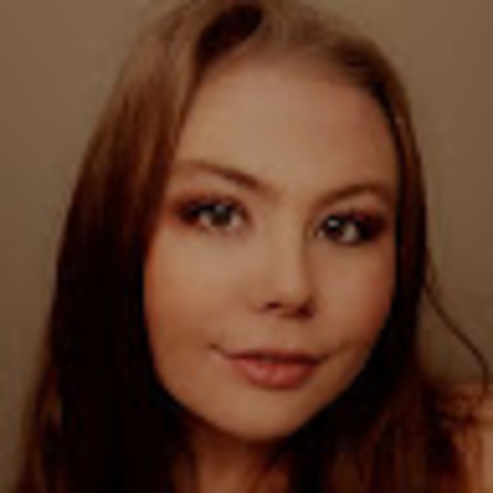 Meet your Posher, Cayla